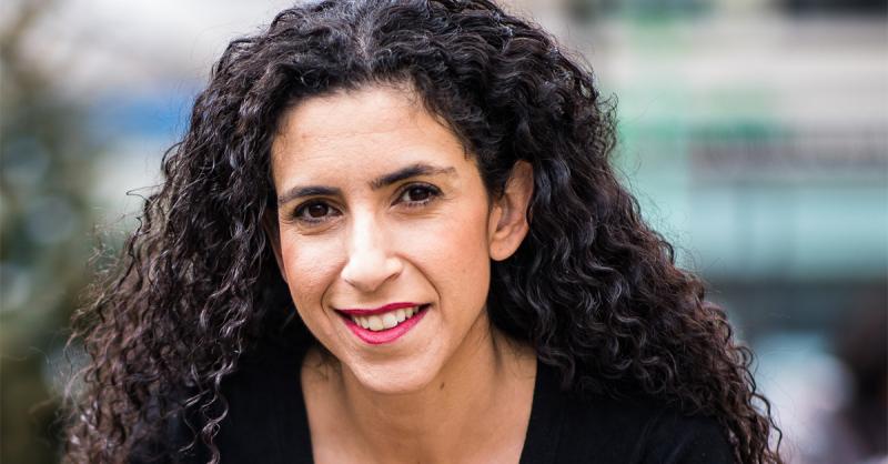 Rachel Bendayan prend les commandes du ministère de l’Immigration du Canada, une nomination saluée pour son symbole fort et sa portée politique.